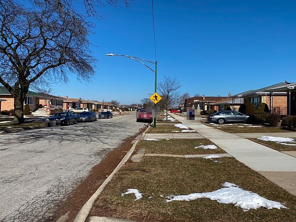 5th image of 8555 S Komensky Ave