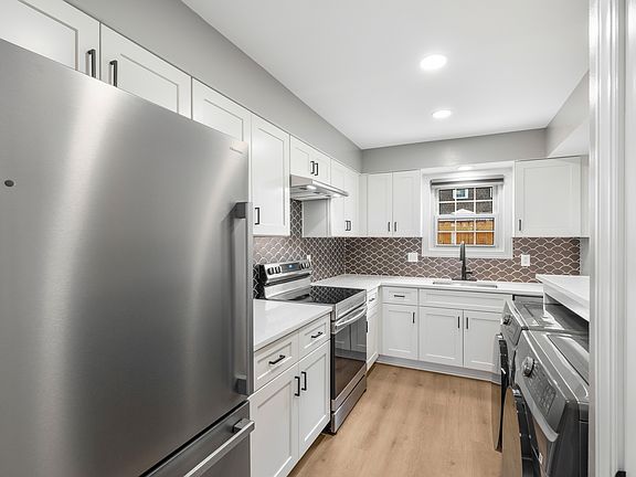 2nd image of 5812 Hunting Ridge Ln