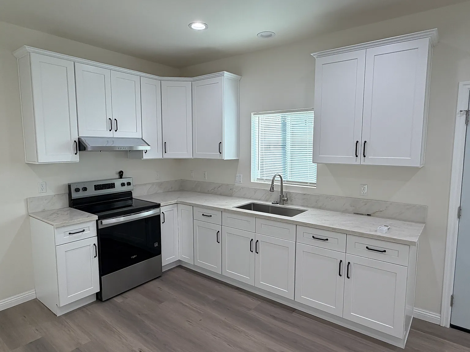 2 bed, 1.5 bath, $2,400 — Photo 1