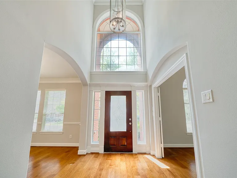 5619 Riverstone Crossing Dr — Photo 4