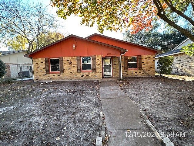 1st image of 2734 Clover Valley Dr #D