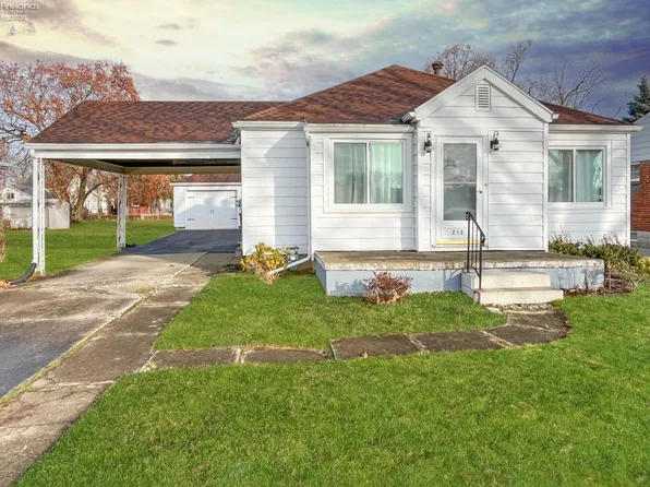 212 Smith Ave, Bellevue, OH 44811
