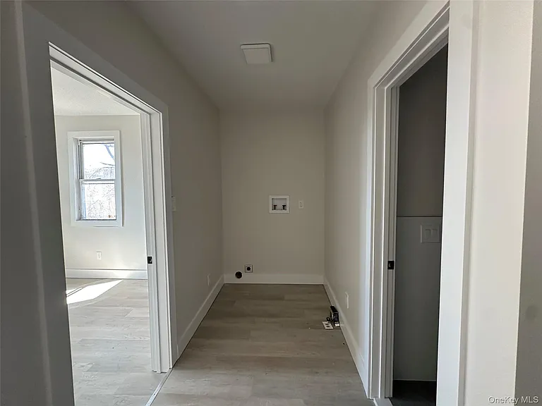 1445 Burlingham Rd — Photo 22