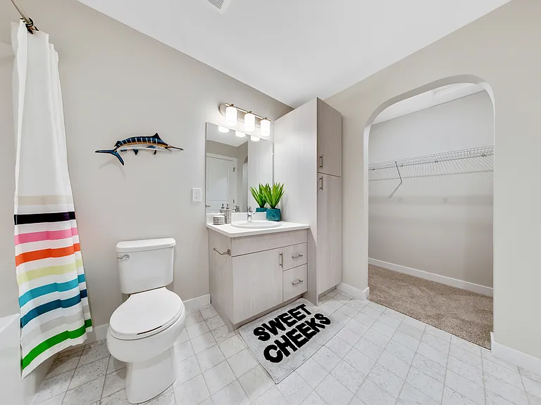 110 Baltzan Blvd — Photo 22