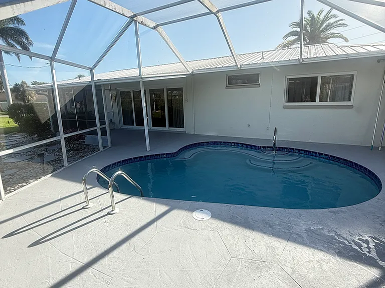 4306 Palm Tree Blvd — Photo 2
