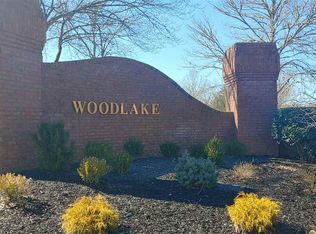 801 Woodlake Blvd, Tazewell, TN 37879