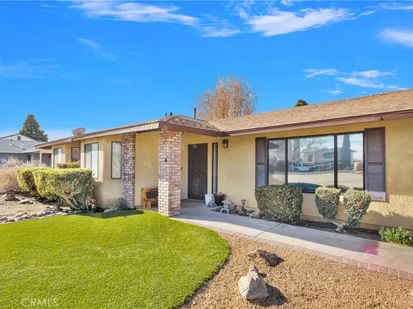 12894 Candlewick Ln, Victorville, CA 92395
