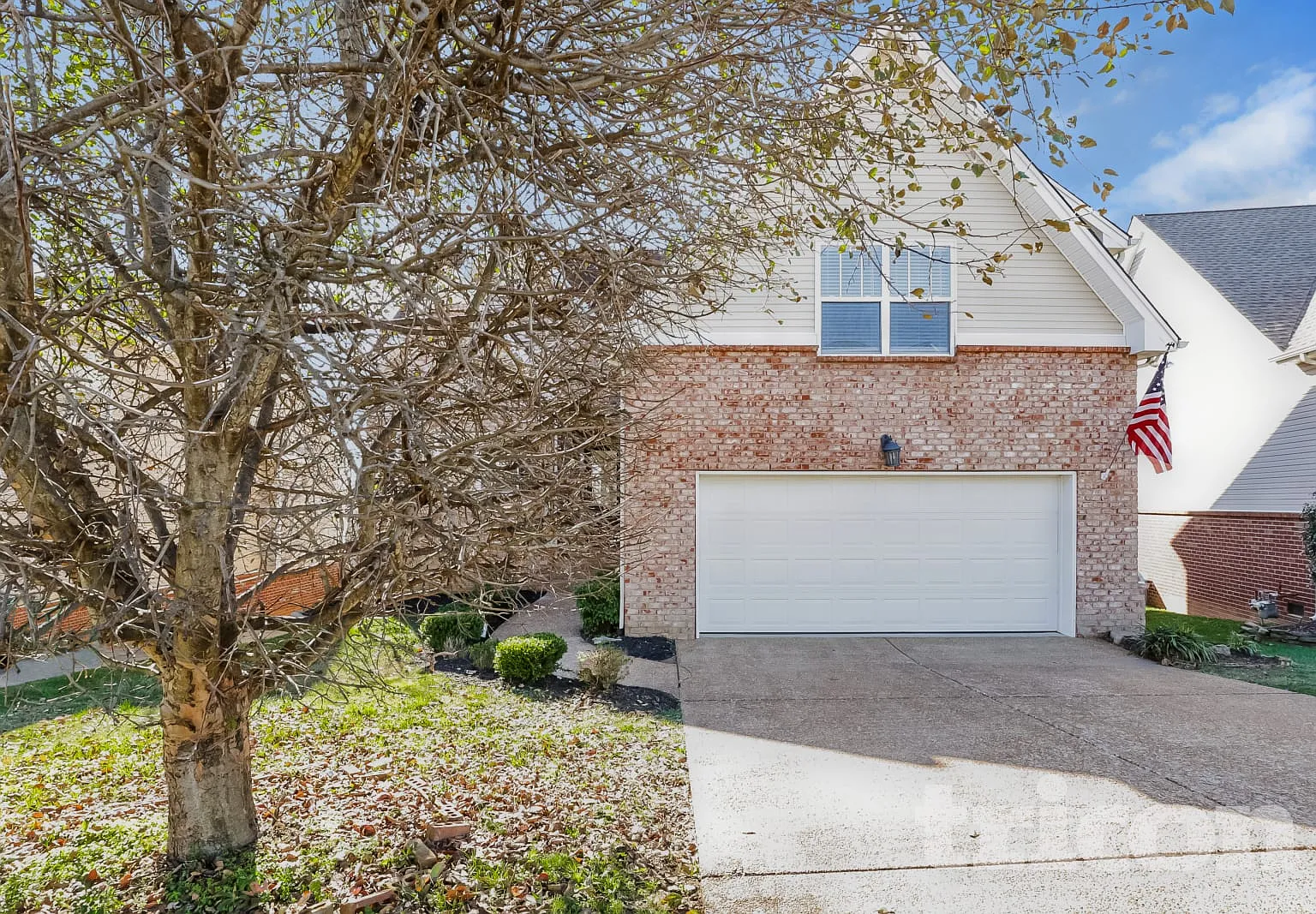 1638 Zurich Drive Spring Hill TN — Photo 1