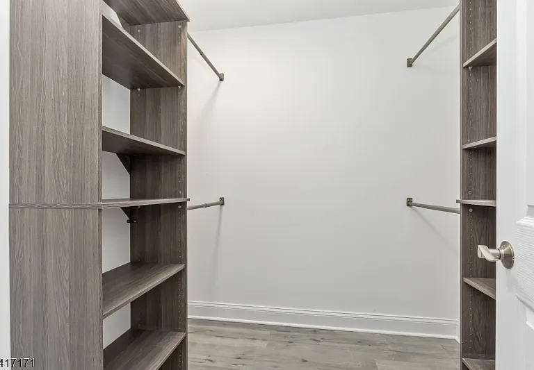 156 N Auten Ave — Photo 20