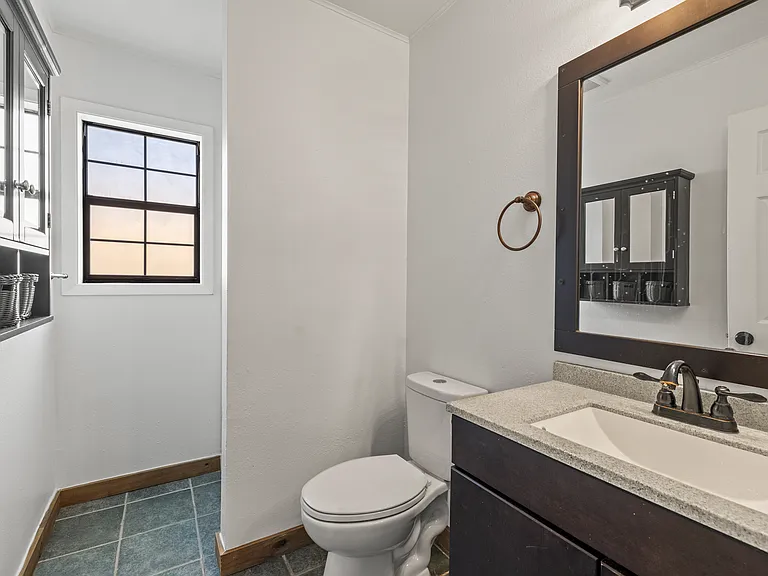 506 Greenbay Ave — Photo 19