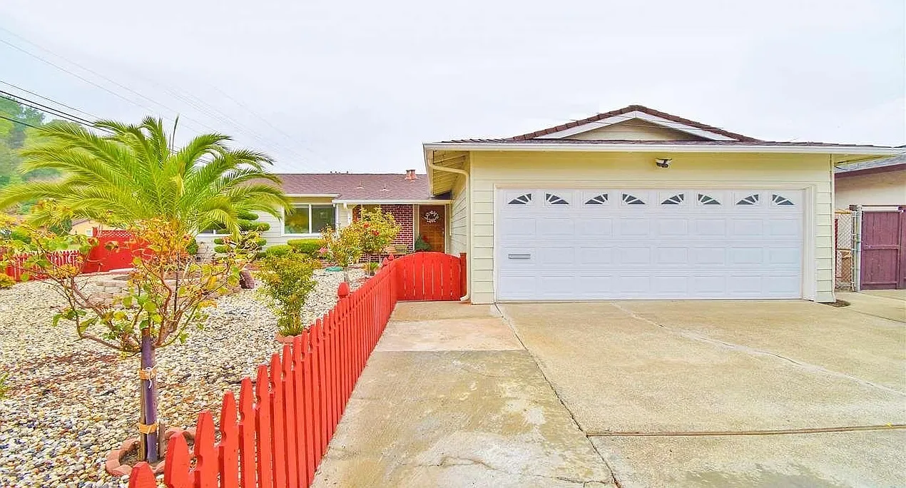 2301 Potrero Ct photo 1