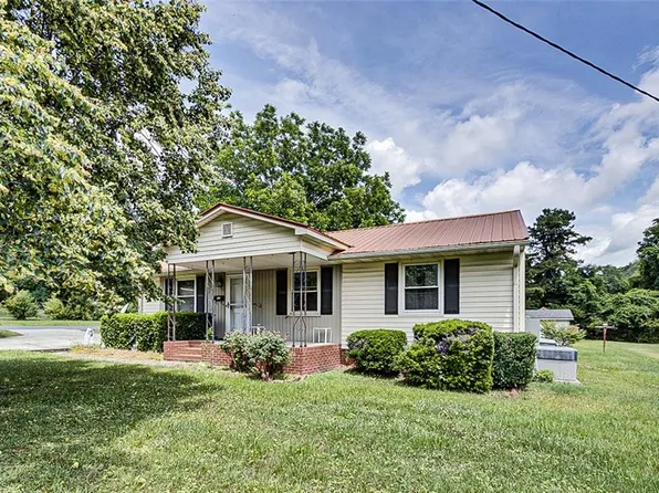 507 E Presnell St, Asheboro, NC 27203