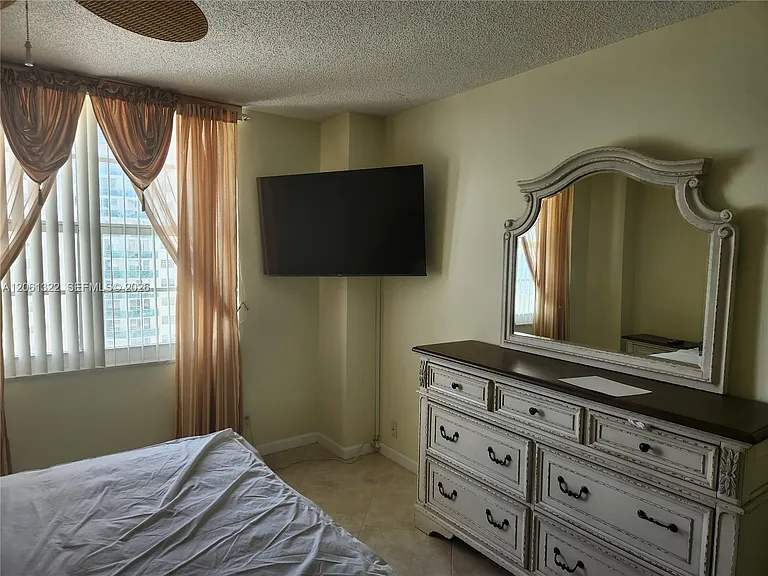 3725 S Ocean Dr #1108 — Photo 20