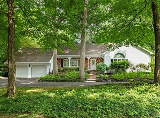 44 Pleasant Ridge Dr, Poughkeepsie, NY 12603