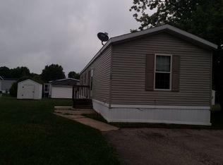 1198 Sherman Blvd E, Jackson, MI 49201