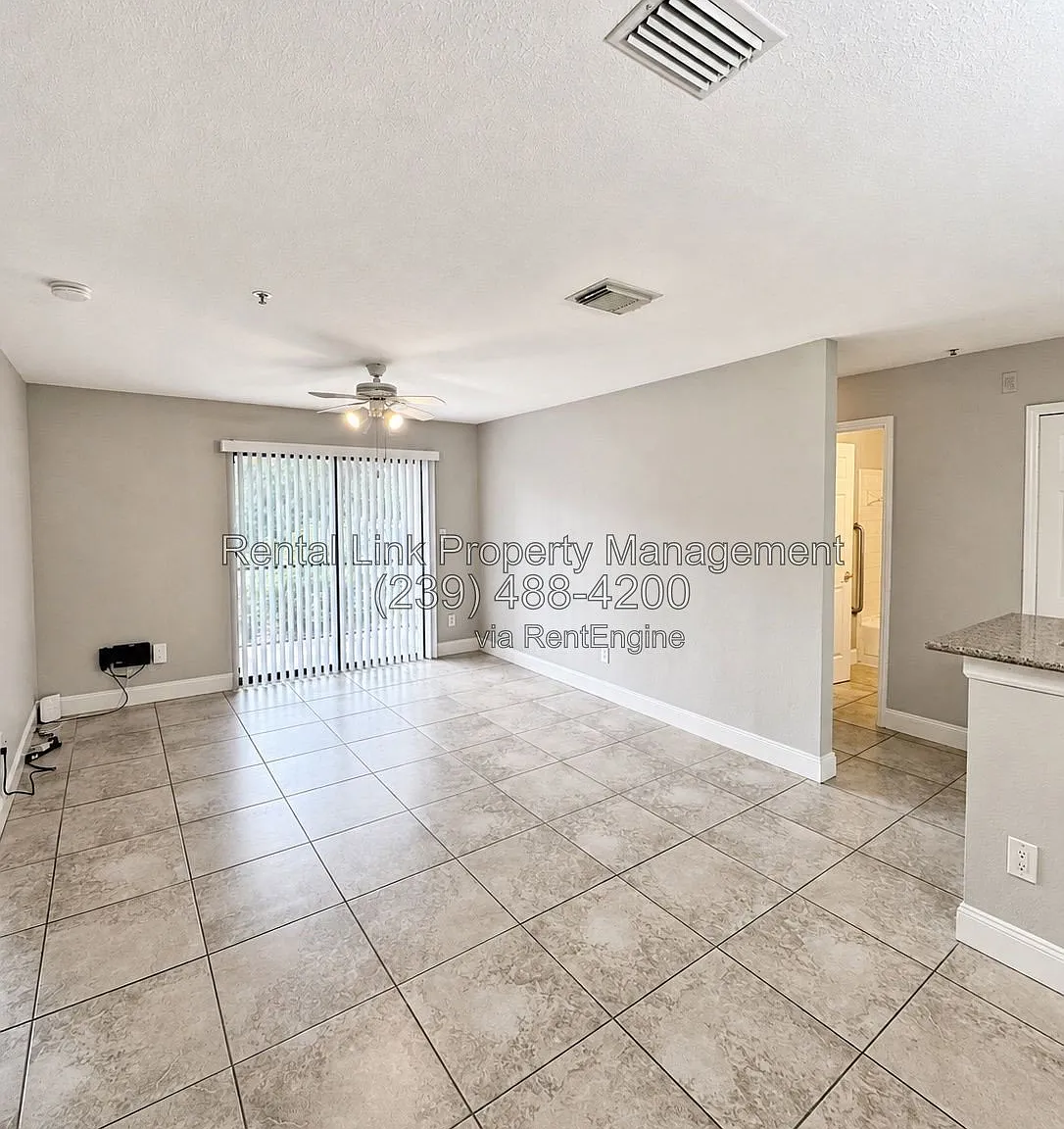 2 bed, 2.0 bath, 972 sqft, $1,545 — Photo 2
