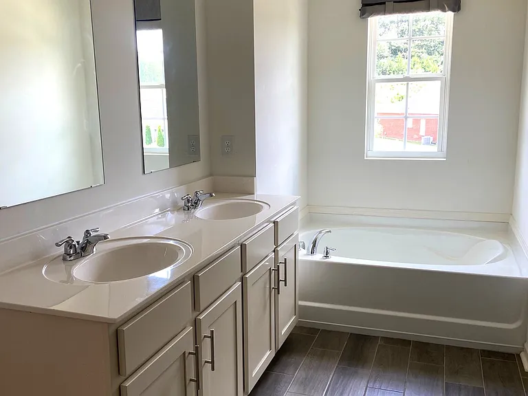 7044 Turnberry Highlands Cv — Photo 24