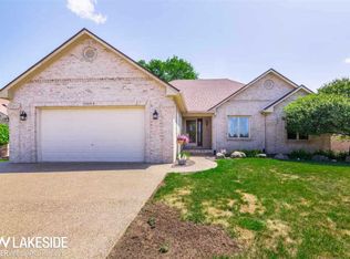 55784 Placid Dr, Macomb, MI