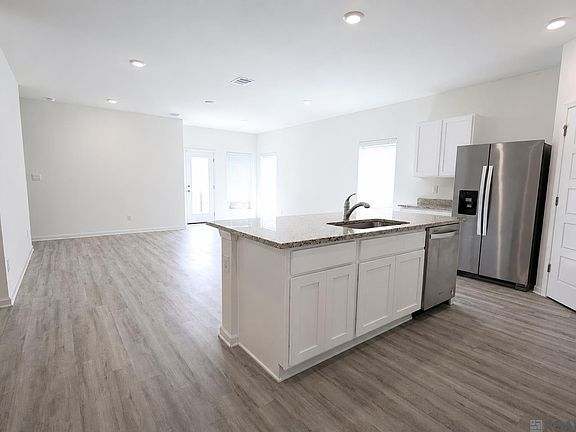 2nd image of 13343 Bellacosa Ave