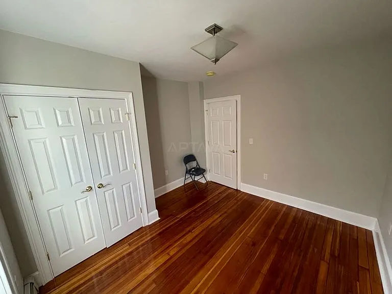 19 Harold St #3 — Photo 7