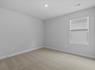 596 Cozy Bluff Rd, Spartanburg, SC 29301