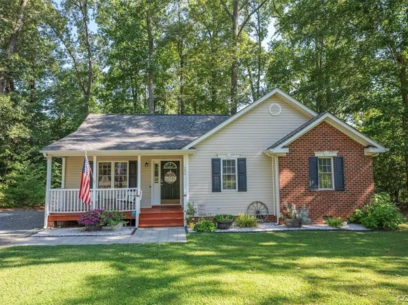 250 Tranquility Dr, Ruther Glen, VA 22546