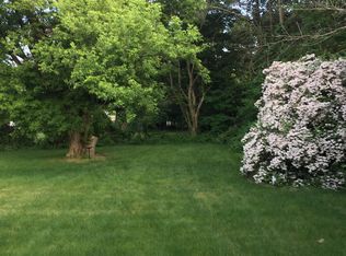 1738 Manchester Rd, Glastonbury, CT 06033