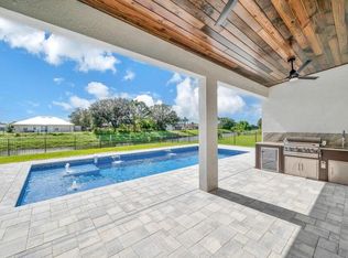 912 SW Bellevue Ave, Port Saint Lucie, FL 34953