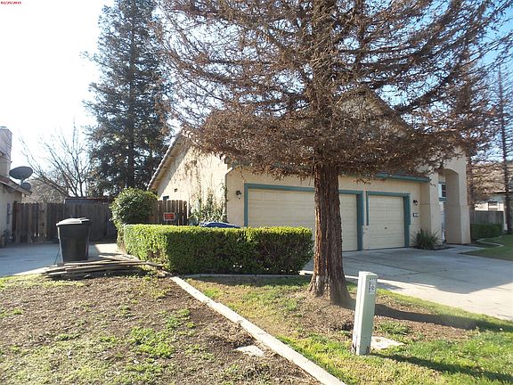 3rd image of 911 Margaret Cir