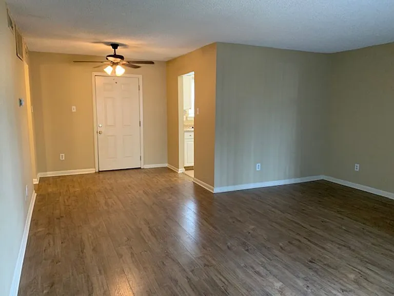 6705 Majestic Oak Pl #3 — Photo 2