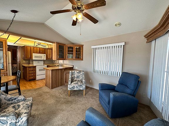 5th image of 311 N Moon Mountain Ave #8