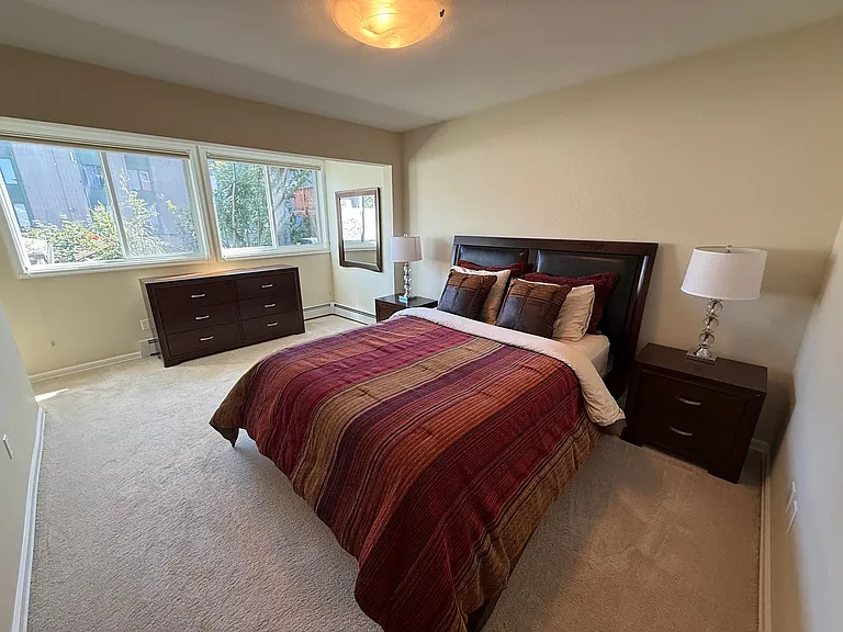 705 O St #D — Photo 13