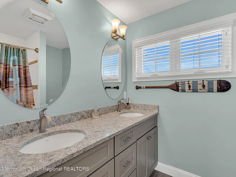 411 Harding Ave — Photo 30