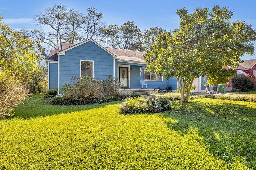 1st image of 716 Maryland Cir