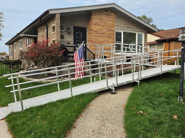 12750 Northfield Blvd, Oak Park, MI 48237