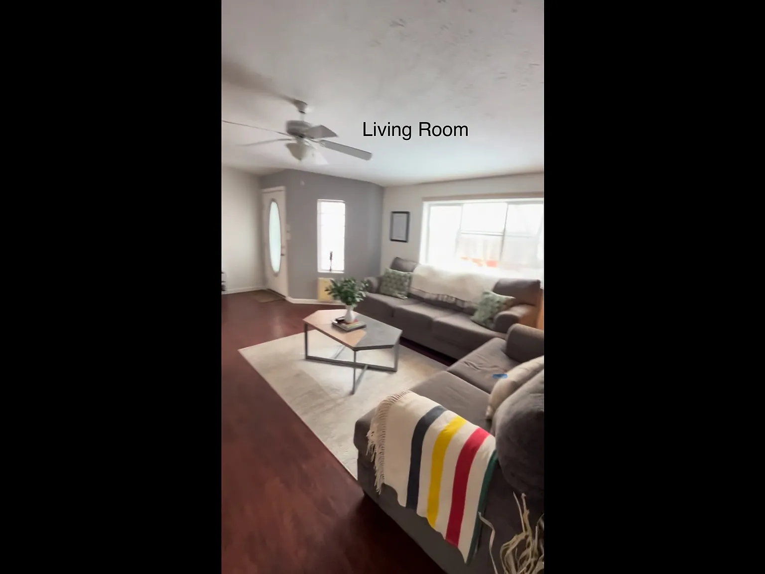 5283 N Thornton Pl — Photo 3