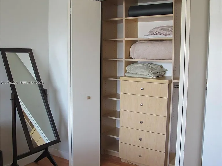400 Kings Point Dr #812 — Photo 19