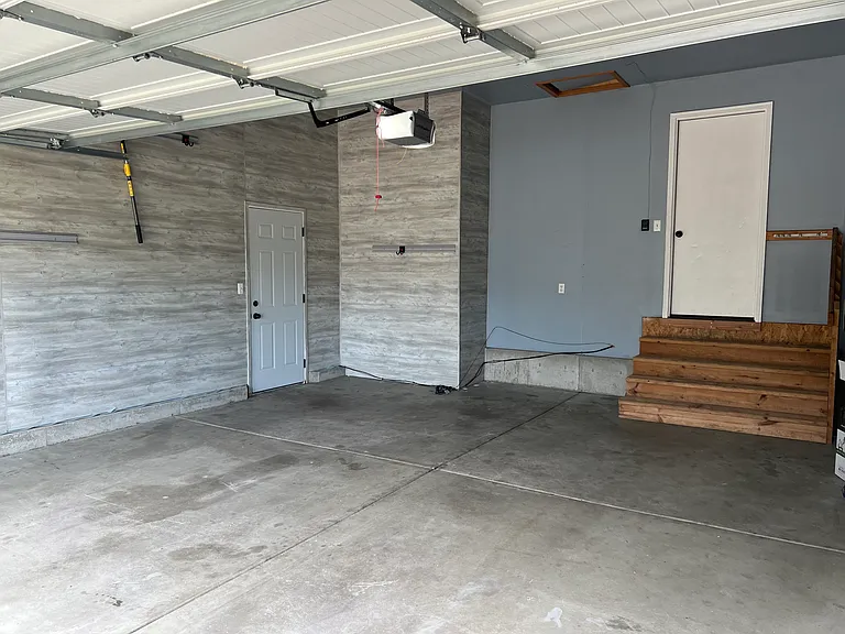 2430 S Gatewood St — Photo 3