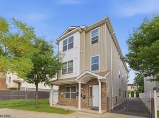 572 S 11Th St, Newark City, NJ 07103