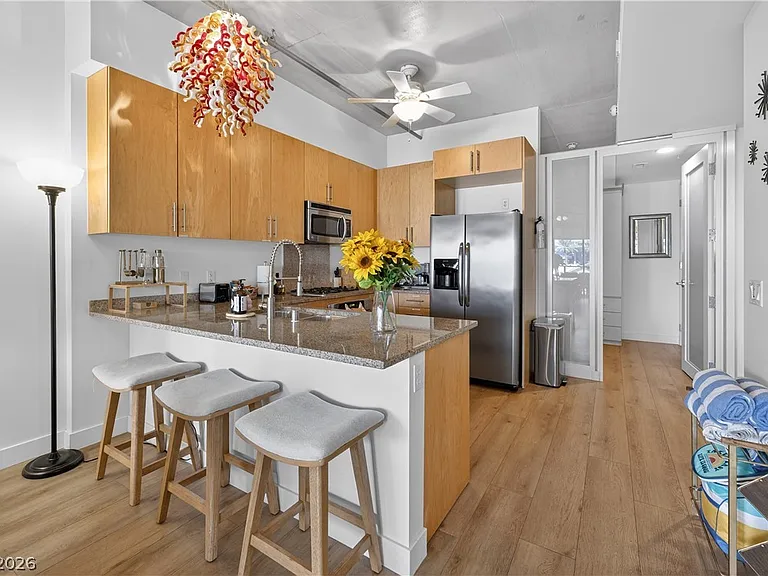 353 E Bonneville Ave #233 — Photo 3