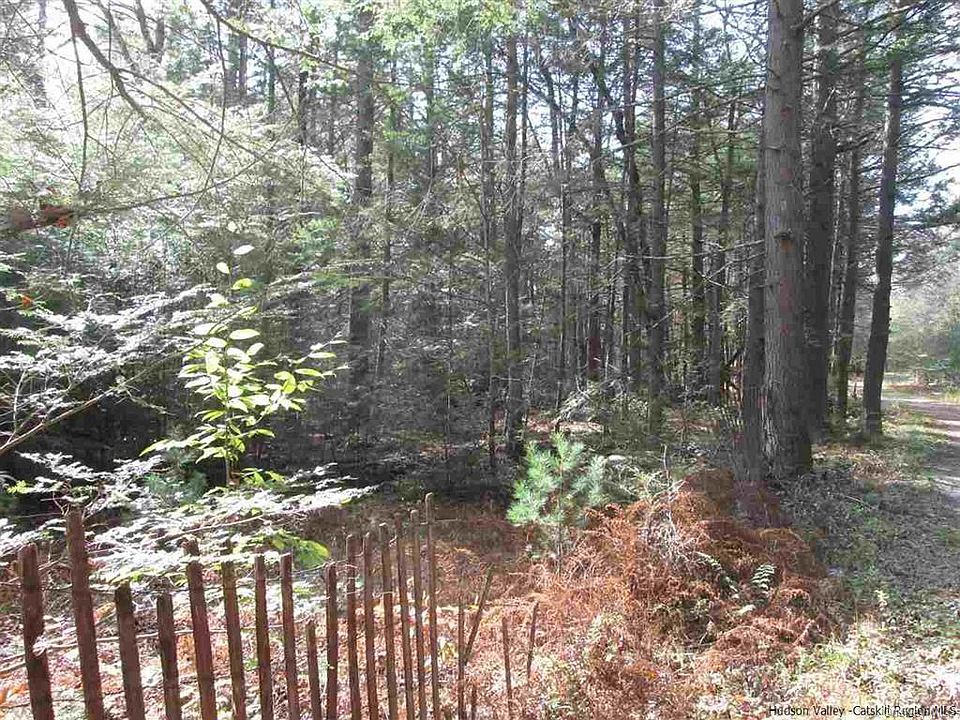2nd image of Diamond Rd