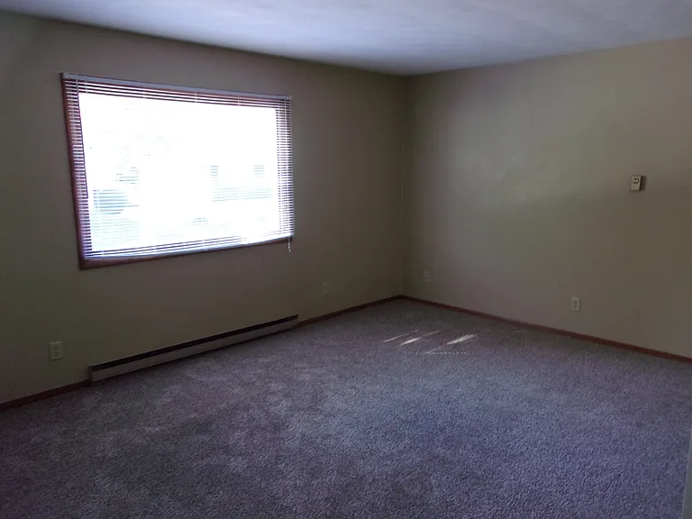 2970 Wildwood Dr — Photo 3