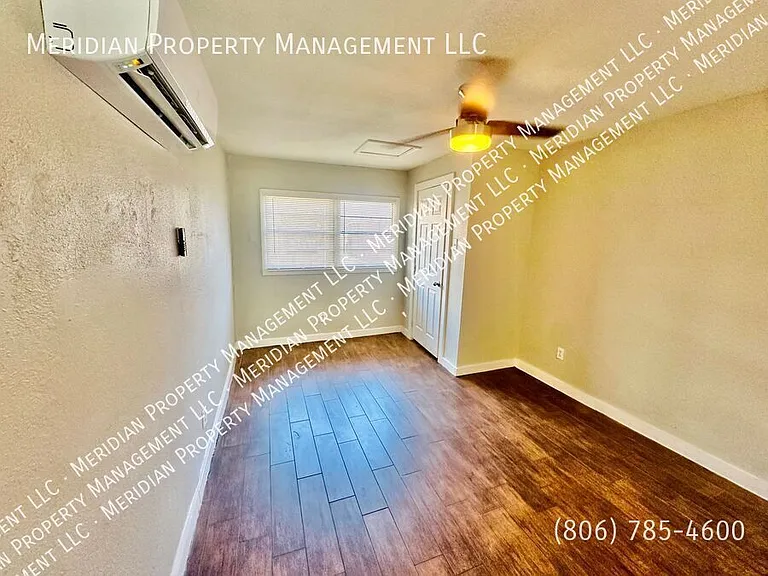 1503 Avenue T — Photo 2