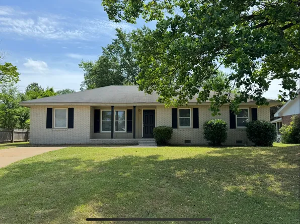 117 Jefferson Ct, Leesburg, GA 31763