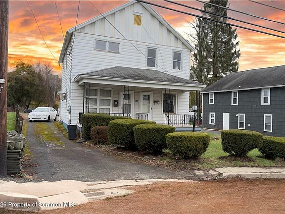 2nd image of 133 Gordon Ave