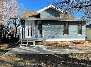 434 6th Ave S, Glasgow, MT 59230