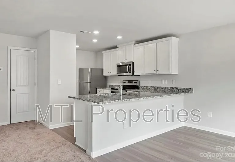 1629 Nia Rd — Photo 5