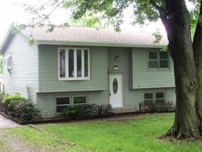 906 Reuel Ave, Kellogg, IA, 50135
