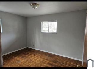 138 Ben Nevis Rd, Saint Louis, MO 63137