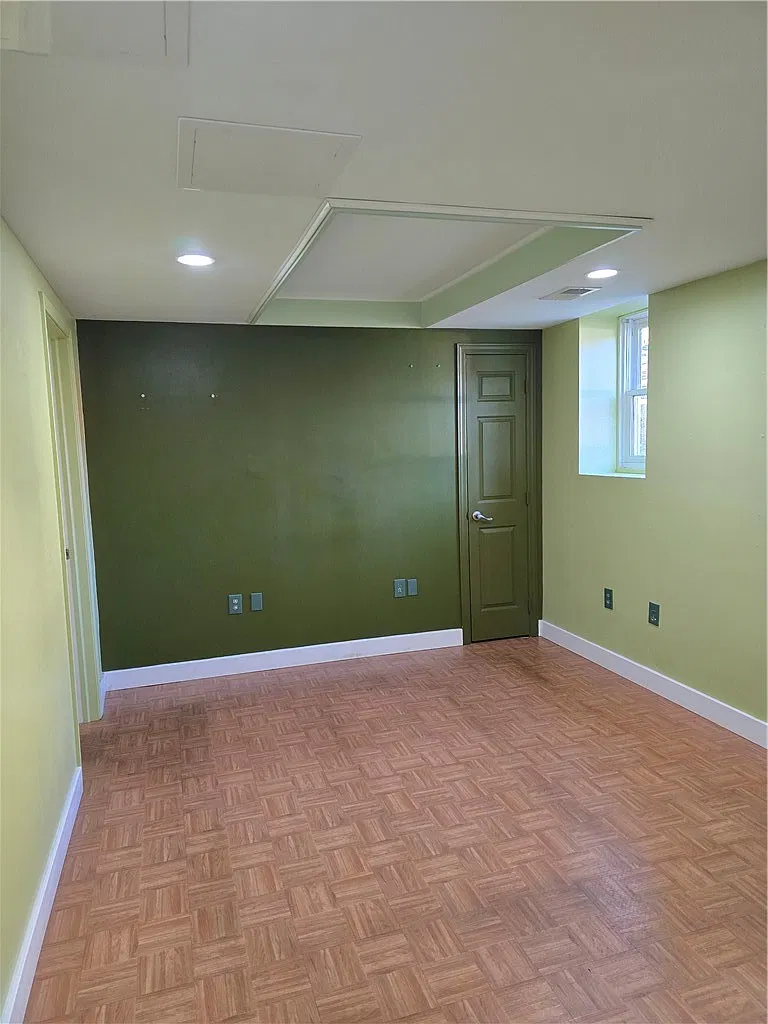 Studio, $1,000 — Photo 4
